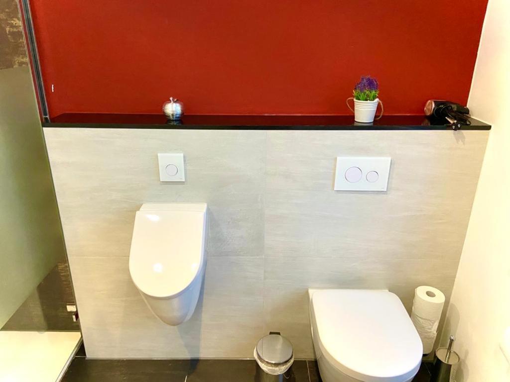 Beautiful Suites In The Center Of 귀터슬로 외부 사진